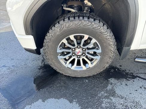 Certified 2023 GMC Sierra 1500 AT4 image 28