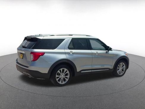 Used 2024 Ford Explorer Limited RWD image 14