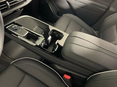 New 2026 Buick Enclave Sport Touring w/ Power Package AWD/4WD image 15