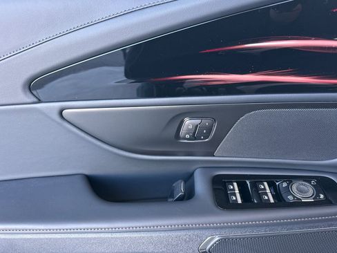 New 2026 Lincoln Nautilus Premier image 10