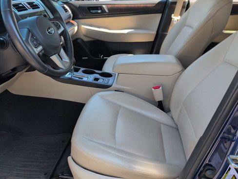 Used 2016 Subaru Outback 2.5i Limited AWD/4WD image 16