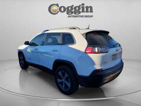 Used 2019 Jeep Cherokee Limited w/ Luxury Group image 3