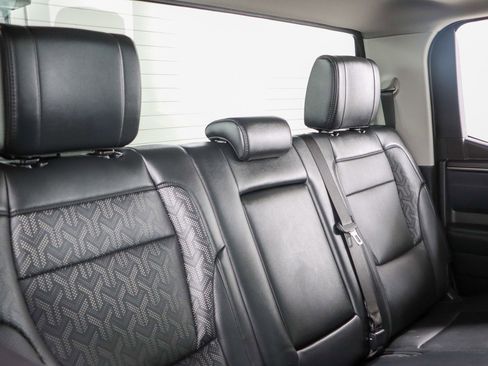 Used 2024 Toyota Tundra Limited AWD/4WD image 29