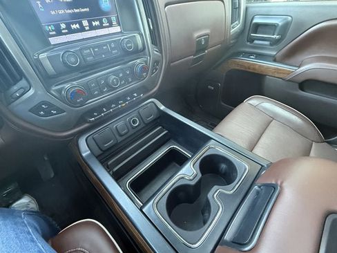 Used 2017 Chevrolet Silverado 3500 High Country w/ Duramax Plus Package image 24