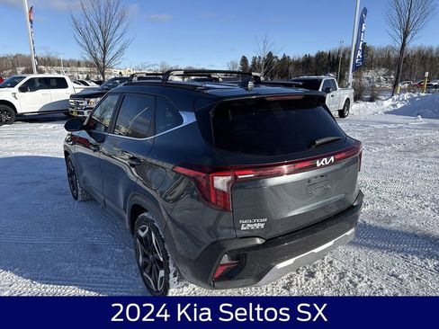 Used 2024 Kia Seltos SX image 9