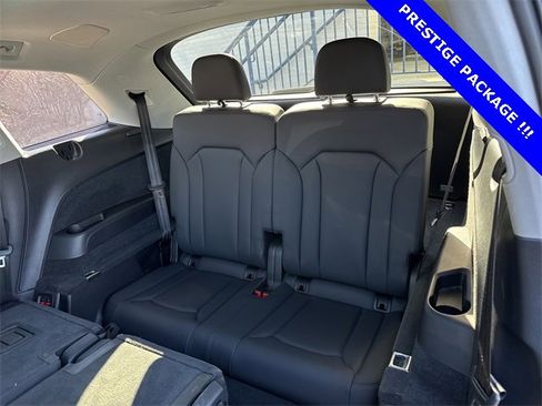 Used 2022 Audi Q7 3.0T Prestige image 21