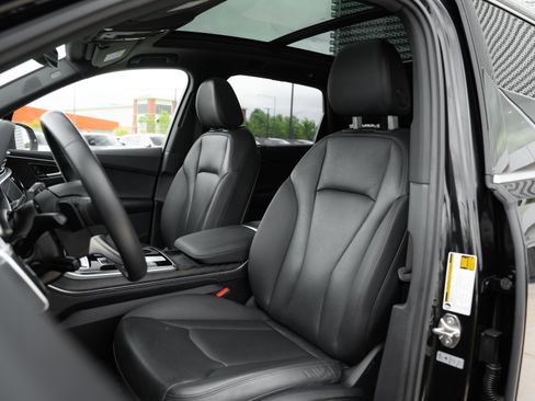 Used 2023 Audi Q7 3.0T Prestige w/ Prestige Package AWD/4WD image 23