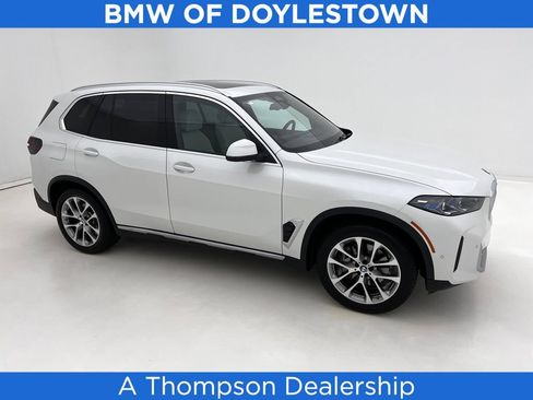 Certified 2026 BMW X5 xDrive40i w/ Climate Comfort Package AWD/4WD image 1