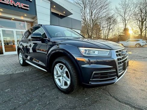 Used 2019 Audi Q5 2.0T Premium w/ Convenience Package image 7