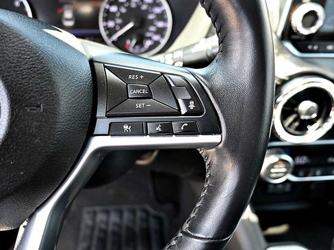 Used 2020 Nissan Sentra SV w/ Electronics Package FWD image 18