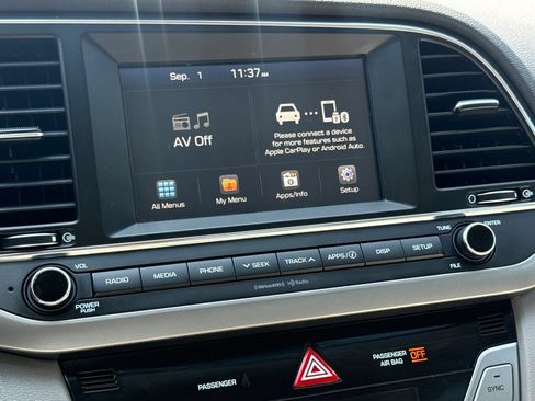 Used 2017 Hyundai Elantra SE w/ SE A/T Tech Package 03 FWD image 21