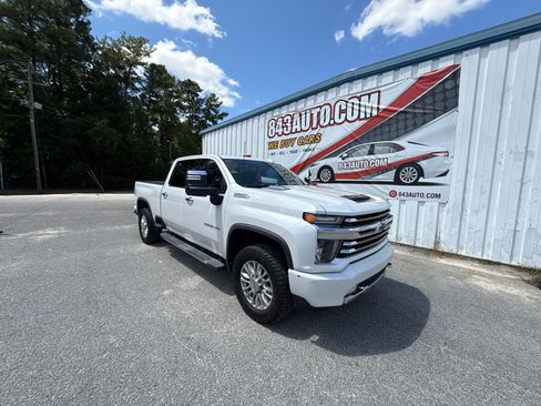 Used 2020 Chevrolet Silverado 2500 High Country w/ Technology Package AWD/4WD image 1