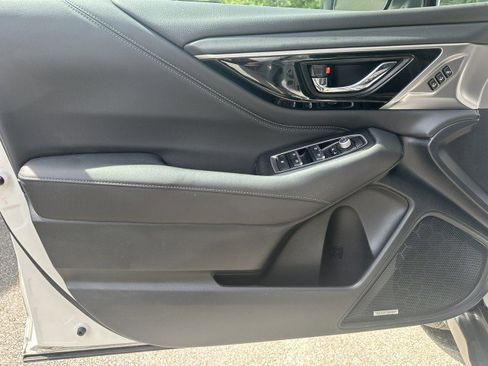 Used 2022 Subaru Outback Limited w/ Popular Package #2 image 9