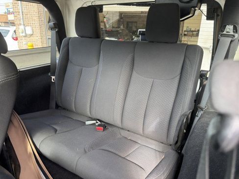 Used 2014 Jeep Wrangler Sahara w/ Connectivity Group image 11