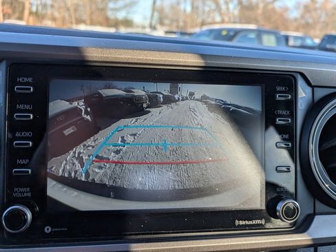 Used 2021 Toyota Tacoma SR5 image 23