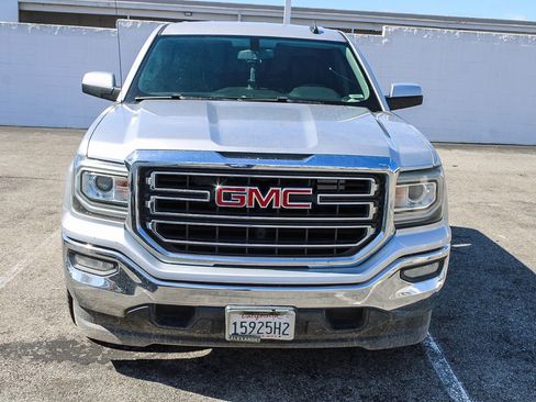 Used 2017 GMC Sierra 1500 SLE w/ SLE Value Package image 2