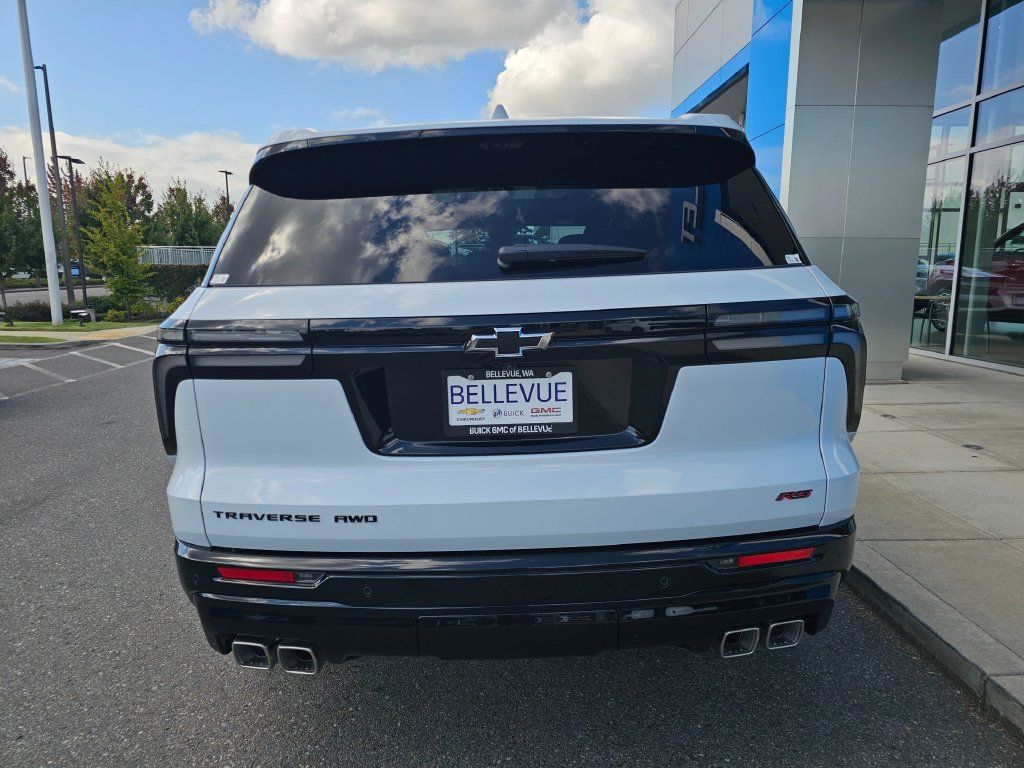 New 2027 Chevrolet Traverse RS AWD/4WD image 6