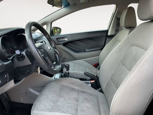 Used 2015 Kia Forte LX FWD image 11
