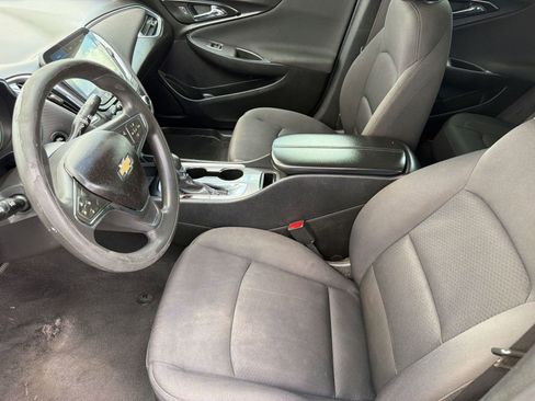 Used 2021 Chevrolet Malibu LT FWD image 23