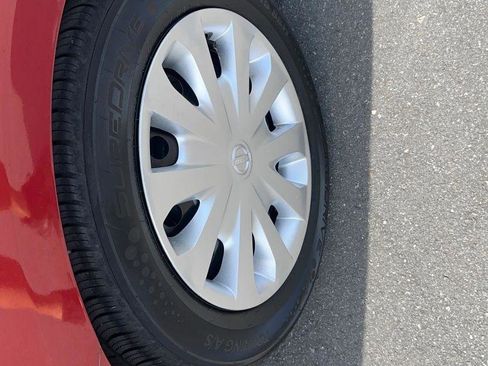 Used 2019 Nissan Versa SV FWD image 28