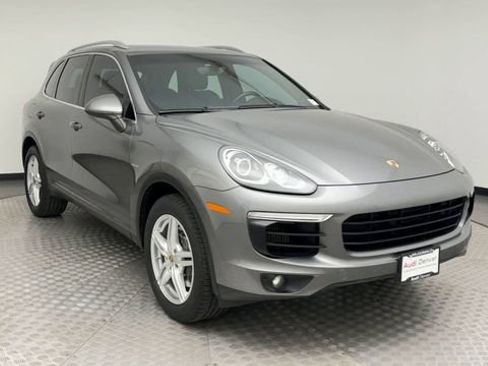 Used 2015 Porsche Cayenne Diesel AWD/4WD image 8