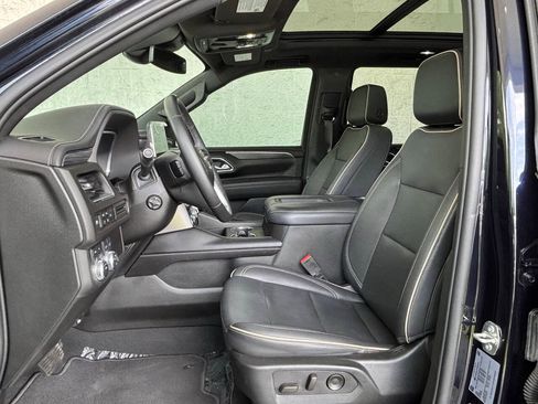 Used 2023 GMC Yukon SLT w/ SLT Premium Package AWD/4WD image 19