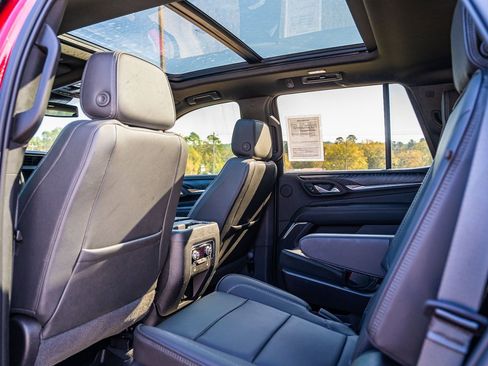 Used 2023 GMC Yukon Denali image 20