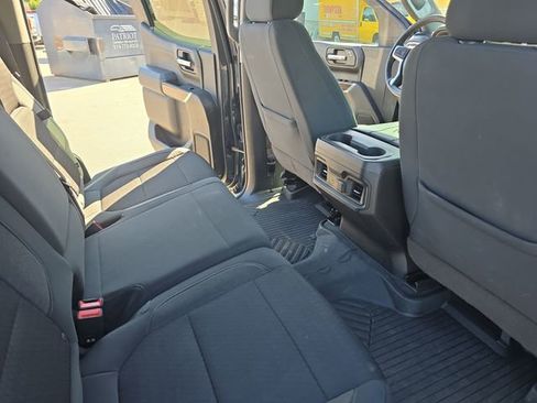 Used 2021 Chevrolet Silverado 1500 RST image 11