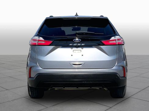 Certified 2021 Ford Edge SE FWD image 5
