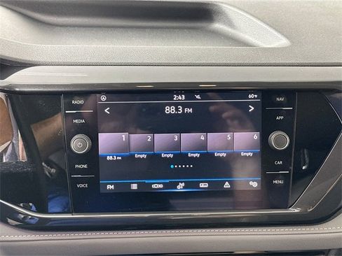 Used 2022 Volkswagen Taos SEL image 13