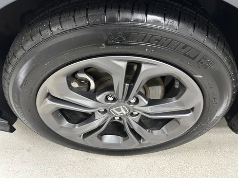 Certified 2023 Honda Accord EX image 9
