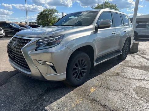 Used 2022 Lexus GX 460 Premium AWD/4WD image 2