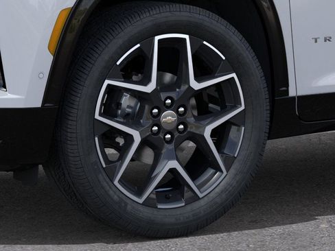 New 2026 Chevrolet Traverse High Country image 9