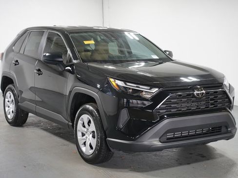 Certified 2025 Toyota RAV4 LE image 3