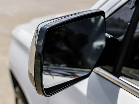 Used 2020 Chevrolet Tahoe Premier AWD/4WD image 41