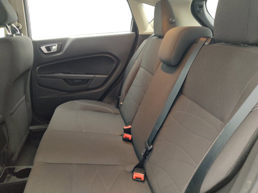 Used 2016 Ford Fiesta SE FWD image 18