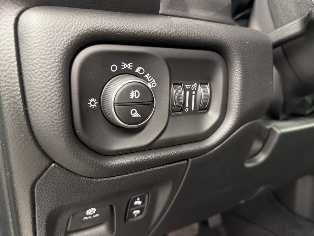 New 2026 RAM 1500 Lone Star AWD/4WD image 16