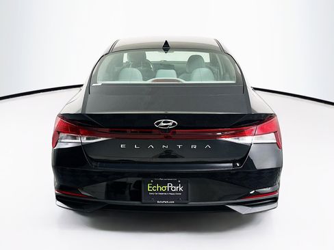 Used 2022 Hyundai Elantra SEL w/ Convenience Package image 7