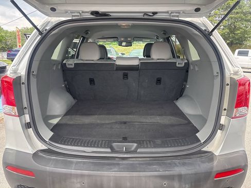 Used 2011 Kia Sorento LX w/ Convenience Pkg AWD/4WD image 16