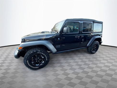 Used 2023 Jeep Wrangler Unlimited image 9