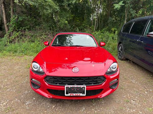 Used 2018 FIAT 124 Spider Classica w/ Technology Group RWD image 5