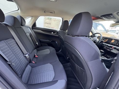 New 2026 Kia K5 LXS FWD image 18