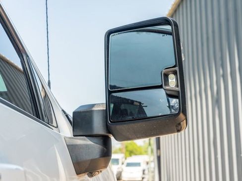 Used 2021 GMC Sierra 2500 AT4 w/ AT4 Premium Plus Package image 13