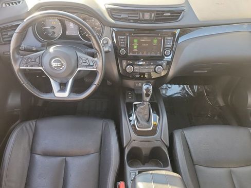 Used 2022 Nissan Rogue Sport SL image 16