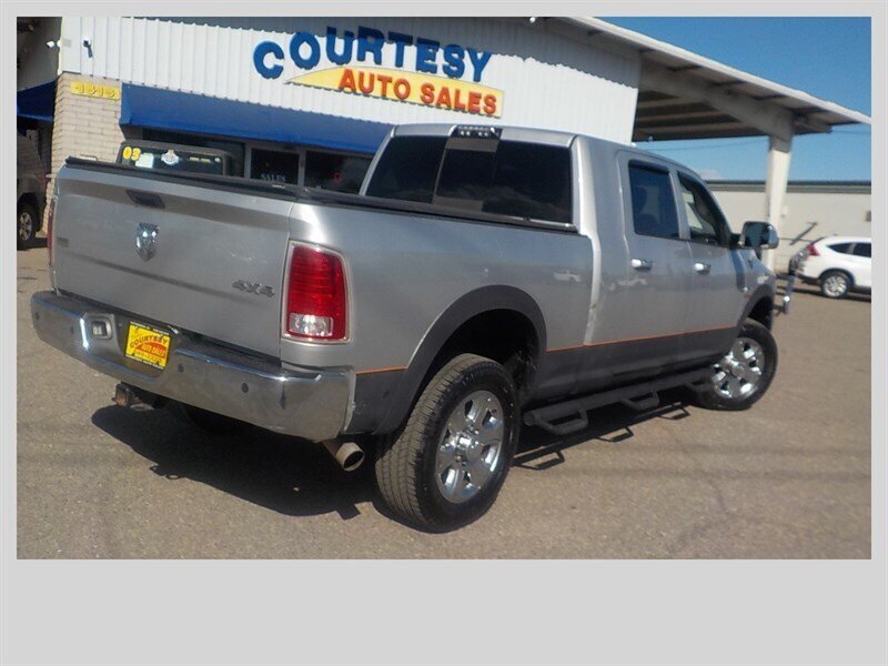 Used 2014 RAM 3500 Laramie AWD/4WD image 9