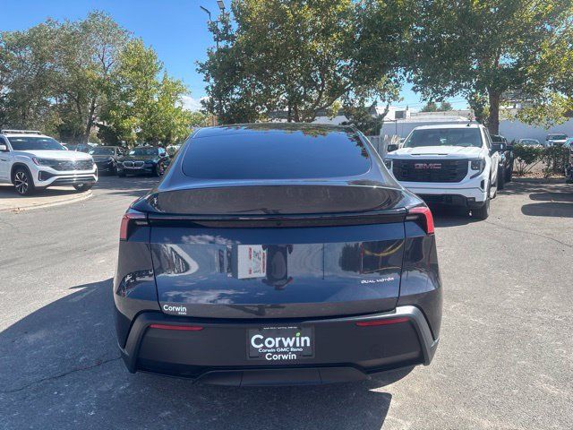 Used 2026 Tesla Model Y AWD image 8