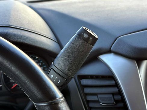 Used 2020 GMC Yukon SLT w/ HD Trailering Package image 23