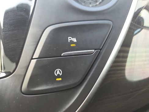 Used 2020 Buick Envision Essence FWD image 43