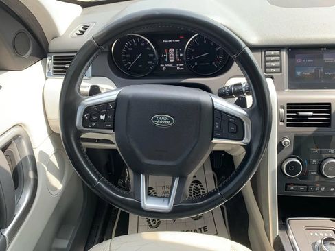 Used 2016 Land Rover Discovery Sport SE AWD/4WD image 13