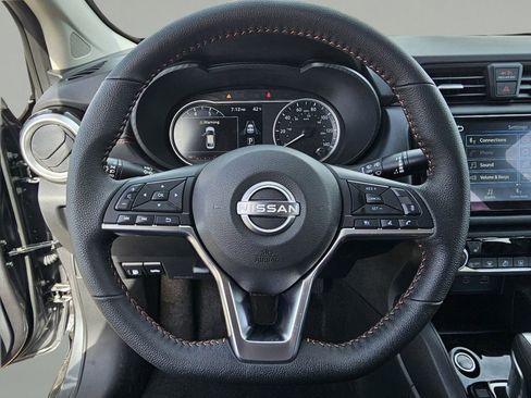 New 2025 Nissan Versa SR image 16